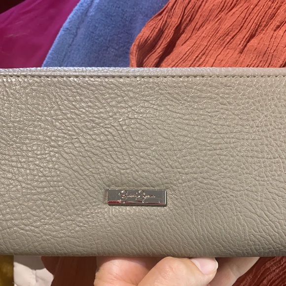 New! Wallet - Picture 5 of 5